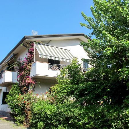 Apartment Ilaria By Interhome Marina di Massa Exterior photo